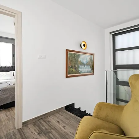 Villa Alassia 16 By Ezoria *