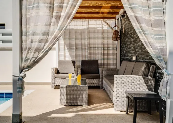 Villa Alassia 16 By Ezoria *