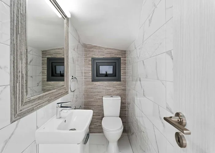 וילה Alassia 16 By Ezoria