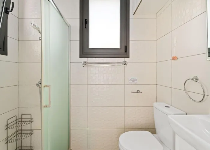 Alassia 16 By Ezoria Paralimni