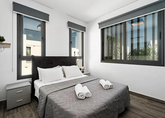 וילה Alassia 16 By Ezoria *