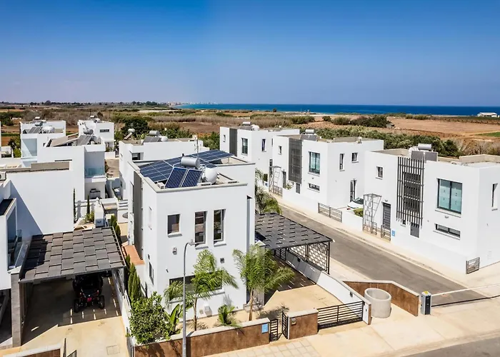 Villa Alassia 16 By Ezoria